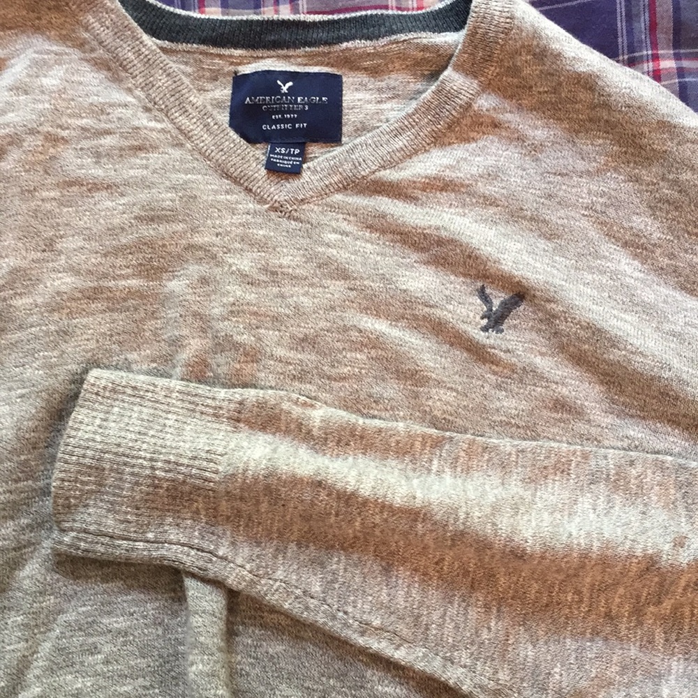 American eagle sweater